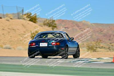 media/Dec-13-2025-Extreme Speed (Sat) [[d129ecb0b9]]/Beginner/Session 2 (Turn 4)/